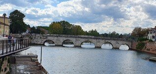 2021-09-19 15.08.08 Ponte Tiberio - 2.000 Jahre alte Römerbrücke in Rimini.jpg